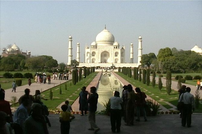 Day Trip to The Taj Mahal, Agra with Mathura & Vrindavan from Delhi - Why a Delhi-to-Agra early start matters for the Taj Mahal