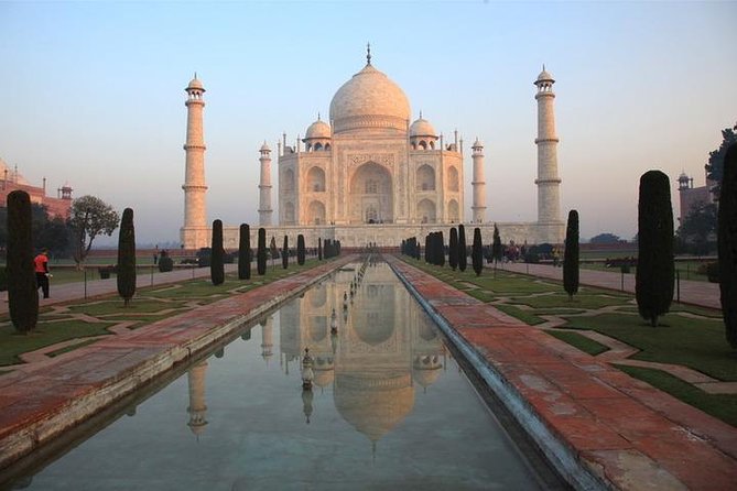 Day Trip to The Taj Mahal at Sunrise, Agra and Jaipur from Delhi - Agra break time: Kohinoor Jewellers stop without the pressure