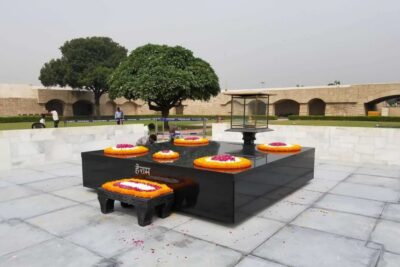 Delhi: 6-Day Golden Triangle Delhi, Agra, and Jaipur Tour - Delhi City Tour: India Gate to Qutub Minar, then Chandni Chowk on wheels