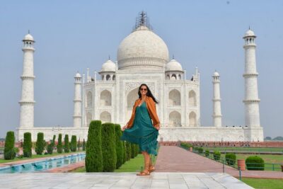 Delhi: 7 Days Golden Triangle with Tiger safari & Varanasi - Day 1 in Delhi: India Gate, Parliament-area stops, Qutub Minar, and a calmer Lotus Temple