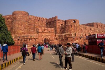 Delhi Agra Day Tour By Gatimaan Express - Gatimaan Express and AC chair-car seats: comfort for the long haul