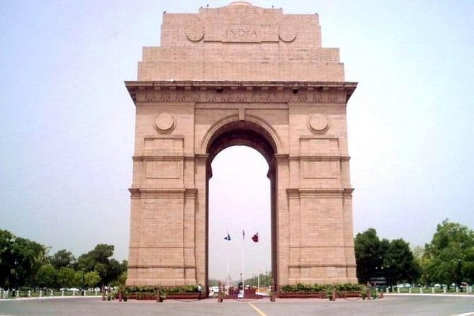 Delhi Agra Jaipur Udaipur Rajasthan 9 Days Tour From New Delhi - Day 4 Fatehpur Sikri to Jaipur: stepwell calm and Galtaji’s monkey energy