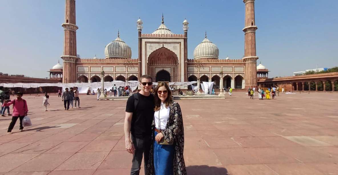 Delhi: Airport to Airport Guided Layover City Tour - How the airport pickup and return plan keeps your layover stress low