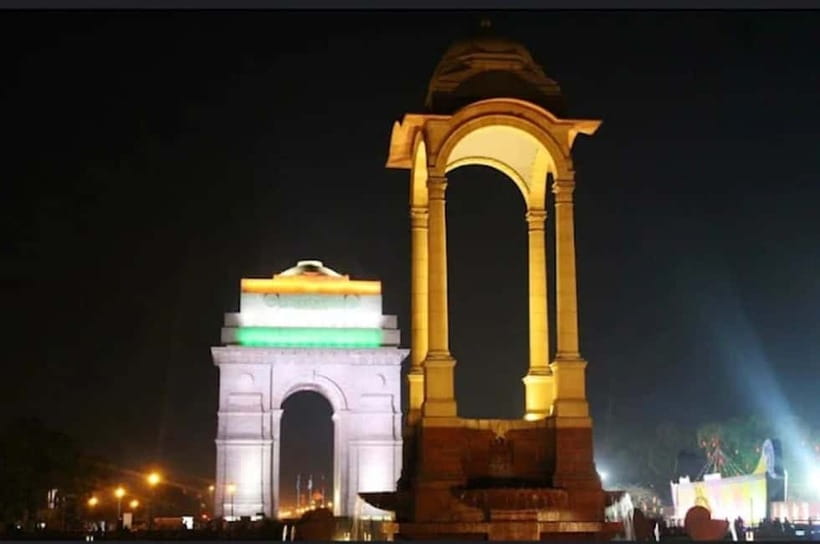 Delhi: Akshardham Temple, India Gate & Safdarjung Night Tour - Who should book this Akshardham–Safdarjung–India Gate tour