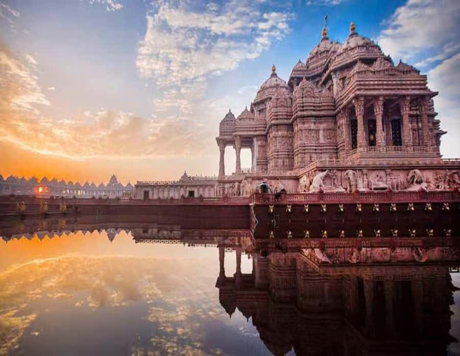Delhi: Akshardham Temple Tour with Water & Light Show by Car - Price and Value: Is $22 Worth It?