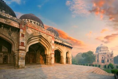 Delhi Best of Monuments Half Day Tour - Pickup and air-conditioned car: the real stress-saver