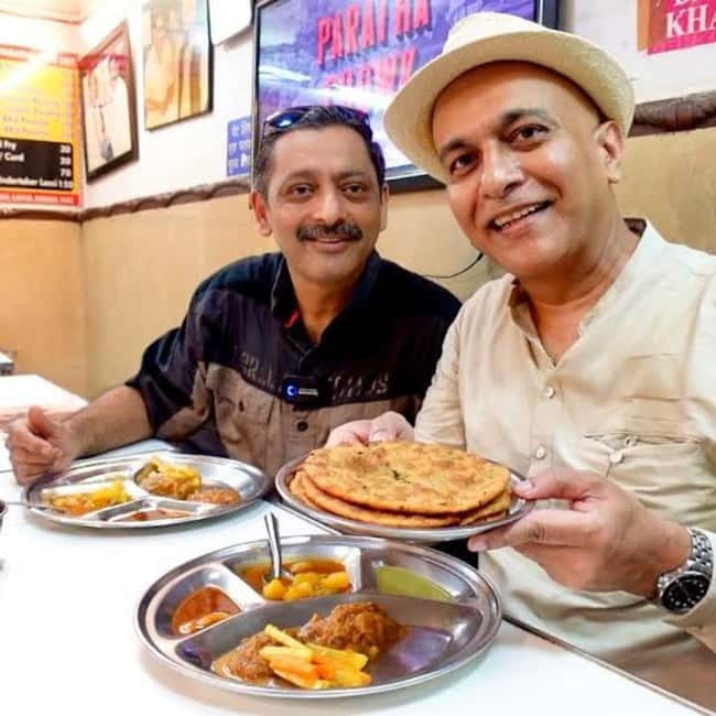 Delhi: Chandni Chowk & Spices Shoping Tour Through Tuk-Tuk - Pickup, meeting point, and where you actually start