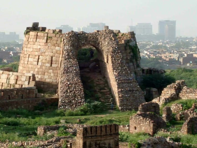 Delhi City Hidden Gems Tour - Cover the Uncovered Sites - Why This Delhi 8-Hour Route Feels Different From the Usual Sights