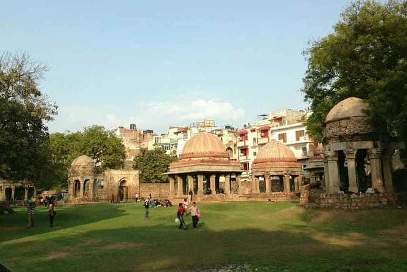 Delhi City Hidden Gems Tour - Cover the Uncovered Sites - Tughlaqabad Fort: Ruins, Views, and That Mysterious Edge
