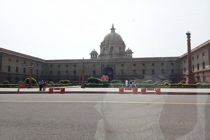 Delhi City Sightseeing Tour In a Private Car With Safe & Reliable Driver - Key things to know before you go