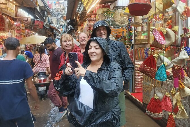 Delhi City Tour: Old Delhi, Markets, Monuments & Street Food Walk - Khari Baoli spice market: Asia’s largest bazaar in plain numbers
