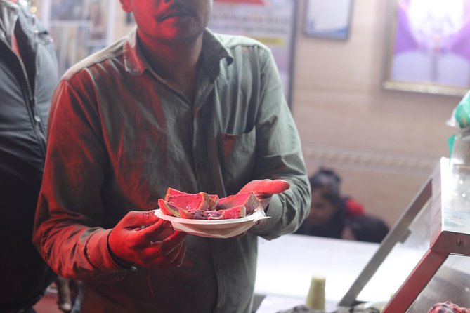 Delhi Culinary Evolution Tour: Old + New Delhi Food all inclusive - Stop 3: Connaught Place/Janpath and the partition food chapter