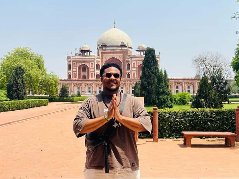 Delhi: Customizable Old and New Delhi Half or Full Day Tour - Red Fort, Khari Baoli spices, and Gurudwara Bangla Sahib calm