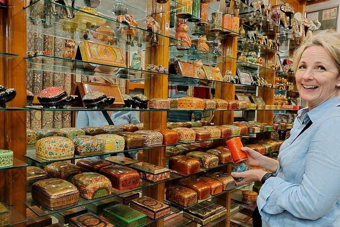 Delhi : Customized Half or Full Day Delhi Shopping Tour - Customization That Actually Helps You Shop Smarter