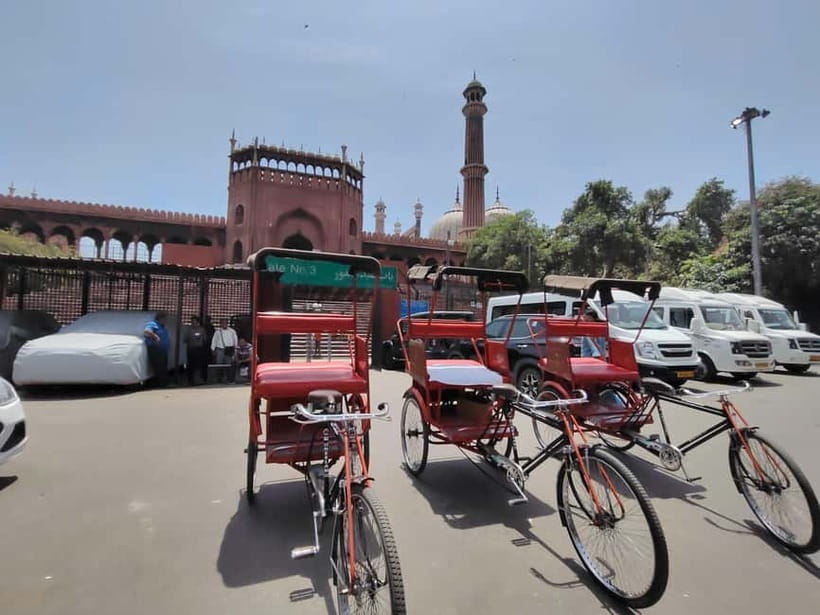 Delhi Diaries: Chaos, Culture & Charm - Red Fort by Road, Agrasen ki Baoli, and the Hidden-From-the-Main-Route Stops