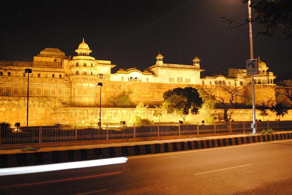 Delhi: Evening Tour of Old Delhi City with Guide - Sikh Temples on the Route: A Calm Contrast to the Streets
