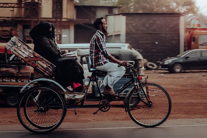 Delhi: Explore Old Delhi on Tuk Tuk with Shopping and Street Food - Old Delhi by tuk-tuk: why this route feels smarter than DIY