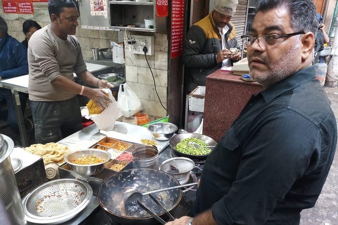Delhi Food Tour: Try Authentic Old Delhi Food - Kinari Bazaar: Parathas That Actually Fill You Up