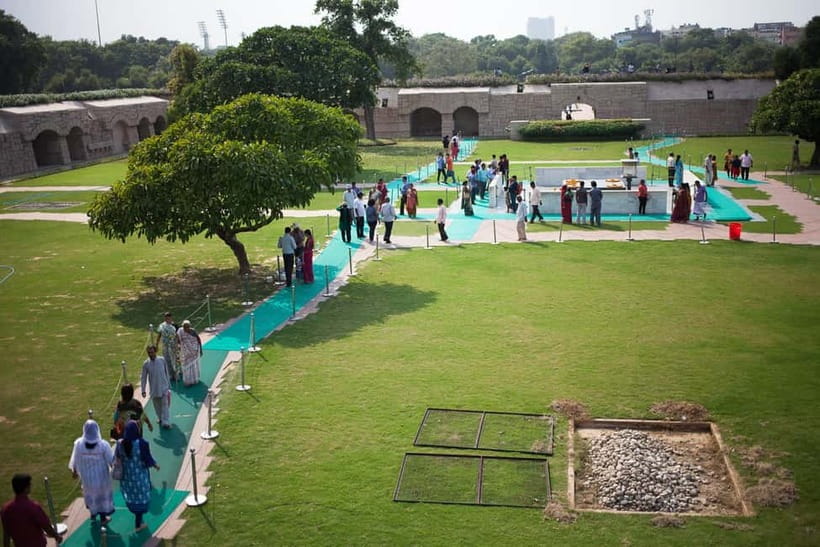 Delhi: Gandhi Museum & Raj Ghat Private Guided Tour - Who should book this tour (and who might skip it)