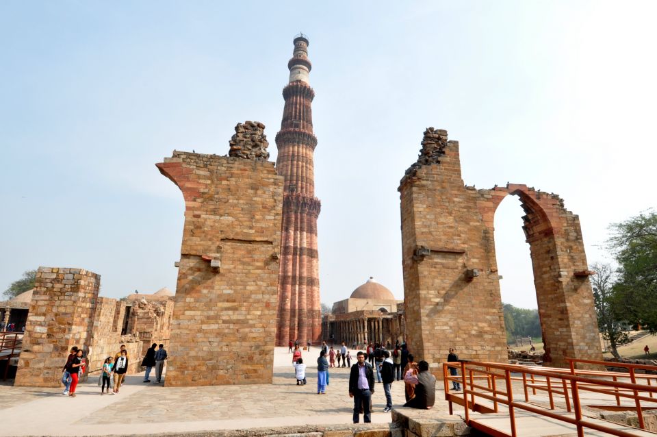 Delhi Half-Day Private City Tour with Car & Guide - Key things that make this tour work well