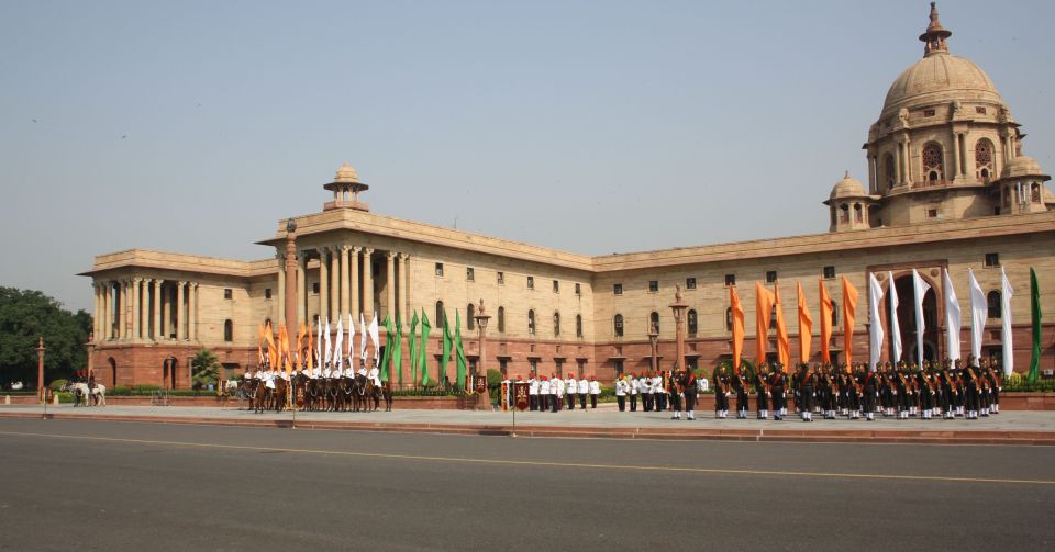 Delhi Half-Day Private City Tour with Car & Guide - What to bring so the day doesn’t get miserable