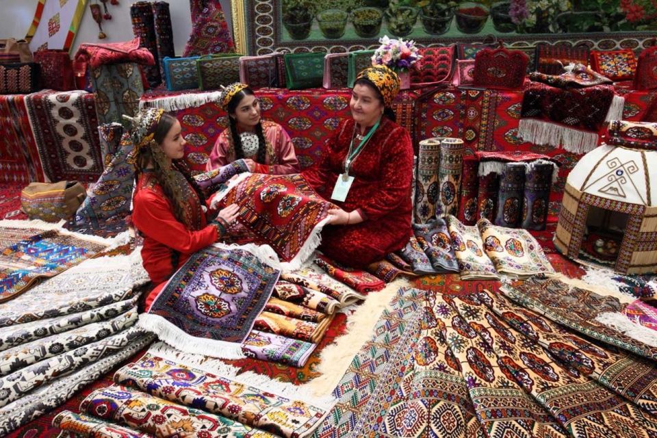 Delhi: Half day Shopping tour with guide by car. - Why this half-day shopping plan works in Delhi