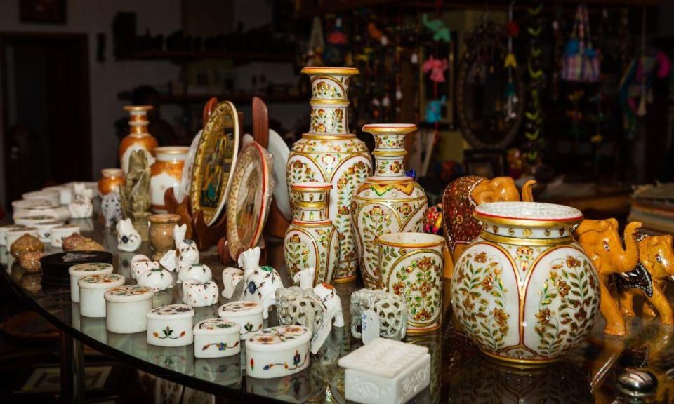 Delhi: Half day Shopping tour with guide by car. - Khari Baoli: India’s spice wholesale street for real buying