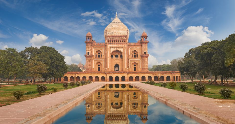 Delhi: Heritage Photography Tour - Shish Gumbad, Sikandar Lodi Tomb, and Lodhi street art