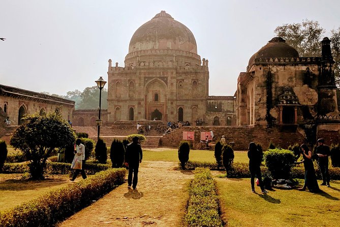Delhi historical Gardens & Ruins - Mehrauli Archaeological Park: the layers you can feel in your feet