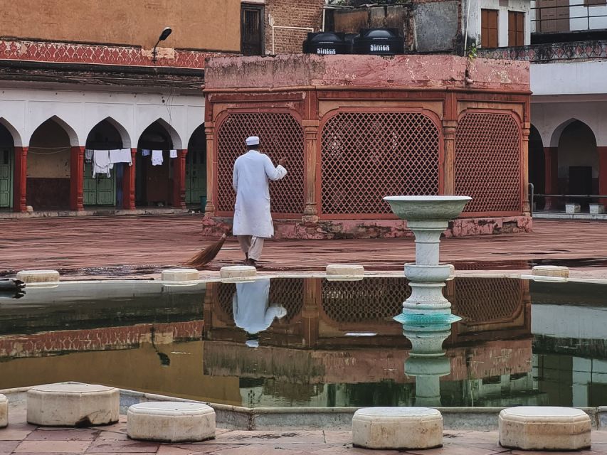 Delhi Like a Local: Food & Photography Full Day Tour - Key things that make this tour worth your time