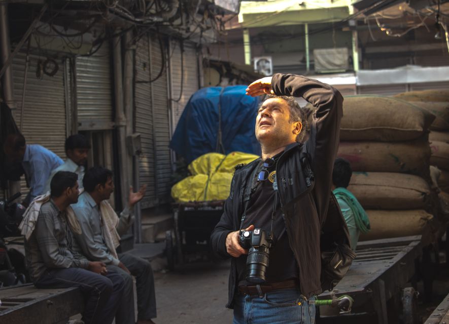 Delhi Like a Local: Food & Photography Full Day Tour - Khari Baoli spice market: tastings plus close-up photography