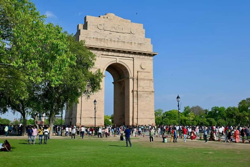 Delhi: New & Old Delhi Private Half or Full-Day Tour - The guide matters: Mirza’s storytelling and attention to detail