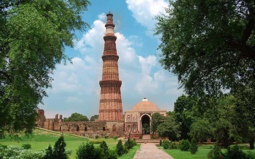 Delhi: Old and New Delhi Private City Tour by Car - Who This Tour Suits Best (and Who Should Skip It)