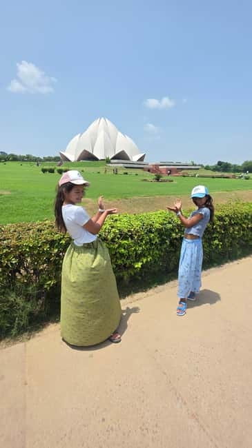 Delhi: Old And New Delhi Private Full Day & Half Day Tour - Guides make the difference: Shamim, Virendra Rathore, and Sam