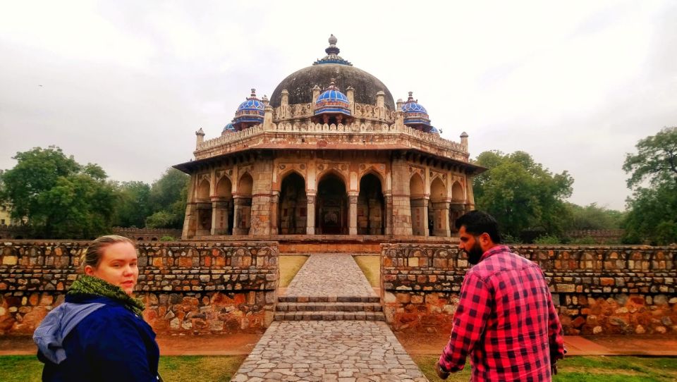Delhi: Old And New Delhi Private Full Or Half-Day Tour - Red Fort pass-by: UNESCO landmark without the full time sink
