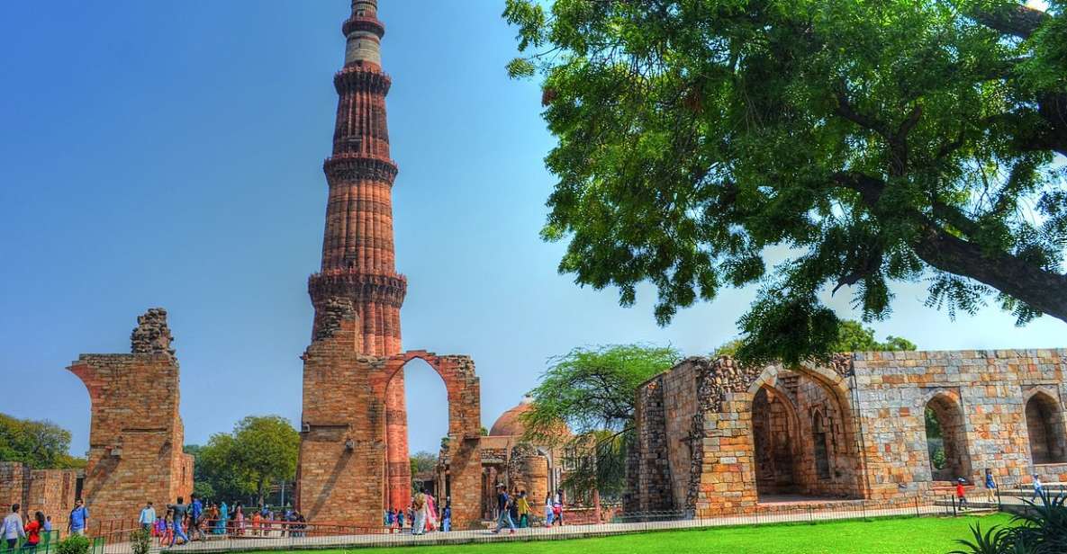Delhi: Old and New Delhi Sightseeing Private Day Tour - How this private day tour works (car, guide, and timing)