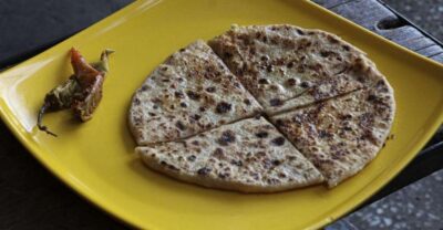 Delhi: Old Delhi City Street Food Tour - Meeting at the Red Fort Entry Gate and Getting Around