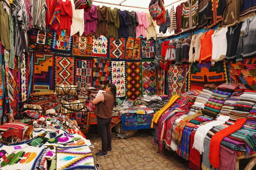 Delhi: Old Delhi Tour with Rickshaw Ride & Hotel Pickup - Khari Baoli Spice Market: Smell It, Respect It, Don’t Rush It