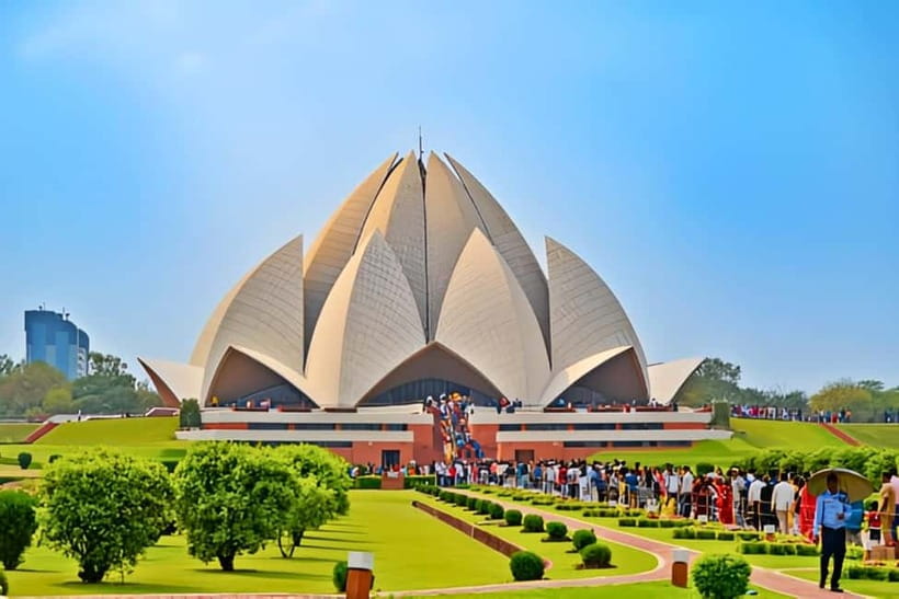 Delhi: Old & New Delhi Private Guided Full or Half-Day Tour - How a private Old-Plus-New Delhi tour saves you time and hassle