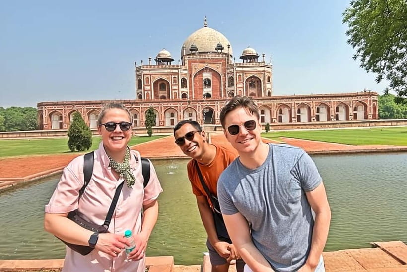 Delhi: Old & New Delhi Private Guided Full or Half-Day Tour - Old Delhi’s big hits: Jama Masjid, Chandni Chowk, and Red Fort photos