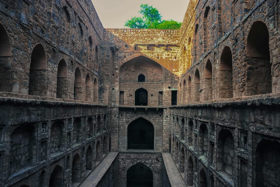 Delhi: Old & New Delhi Private Tour with Rickshaw Ride - Qutb Minar and Humayun’s Tomb: why UNESCO sites need a guide