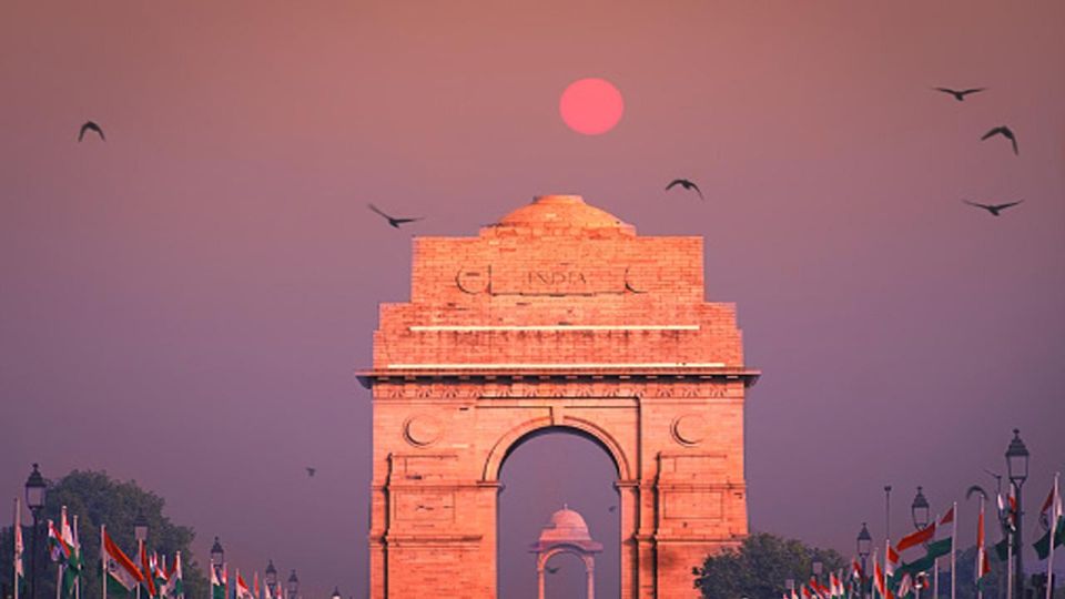 Delhi : Private Delhi Evening(Night) Tour by Car - 4 hours - Hotel pickup, airport option, and the one logistics detail you should not skip