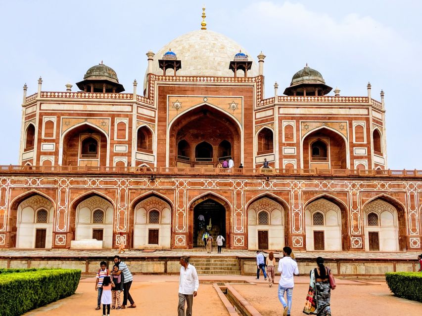 Delhi: Private Half Day City Sightseeing Tour - The heart of the route: Parliament, Lodi Gardens, India Gate