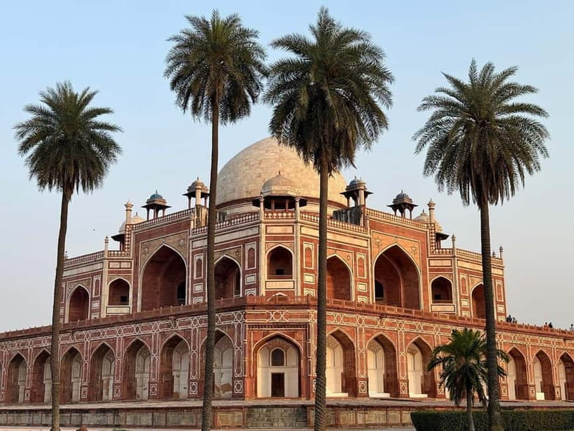 Delhi: Private Half-Day or Full-Day Old and New Delhi Tour - Red Fort Views, Agrasen ki Baoli, and Time-Smart Photo Stops