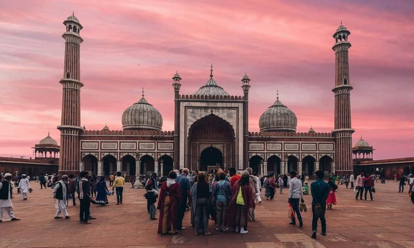 Delhi: Private Old & New Delhi Tour – Full or Half Day - Starting Old Delhi from Jama Masjid: where the city makes sense