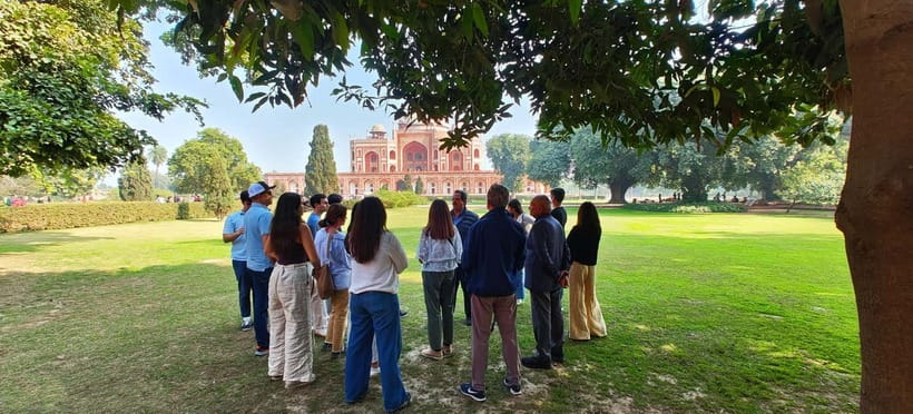 Delhi: Private Old & New Delhi Tour – Full or Half Day - Chandni Chowk by rickshaw: practical fun, not a photo-only stop