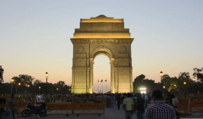Delhi: Private Old & New Delhi Tour – Full or Half Day - Meeting up and setting your pace in an A/C car