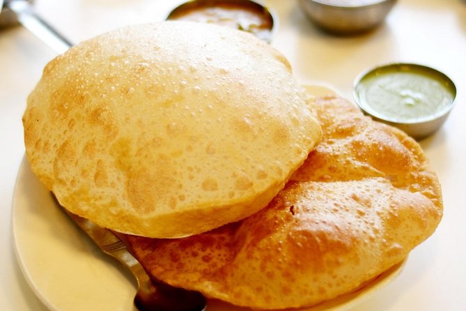 Delhi: Street Food Crawl (2 Hours Guided Food Tasting Tour) - Group size and the pace you can expect