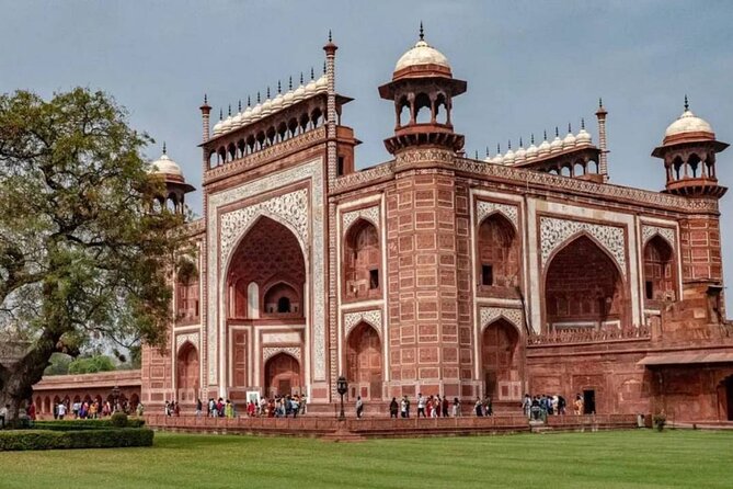 Delhi: Taj Mahal, Agra Fort & Baby Taj Day Tour - All Inclusive - Delhi to Agra in one day: what the pace feels like