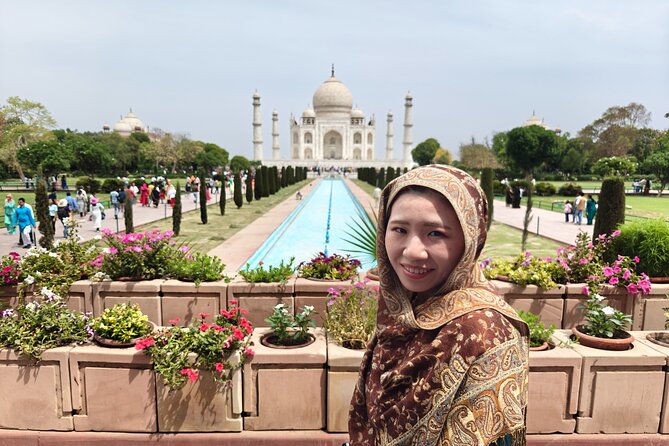 Delhi: Taj Mahal Agra Fort & Baby Taj Tour by Car with Fast Entry - Price and value for about $32.61: where the deal really lives